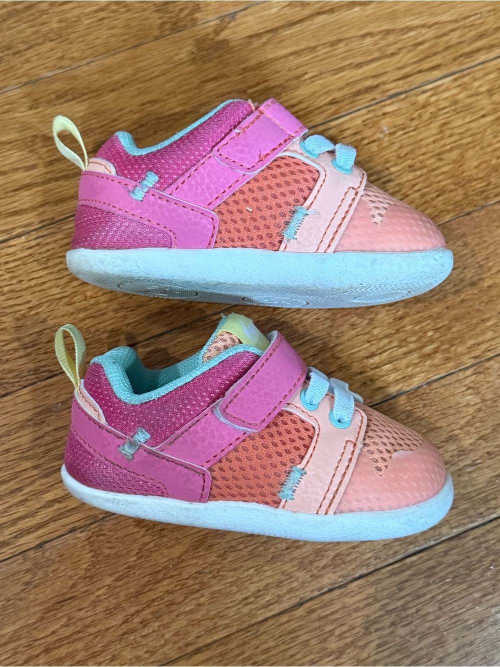 See Kai Run Baby Girls Toddlers 5 Viento Mini First Walker Shoes Sneakers Peach - Picture 5 of 9